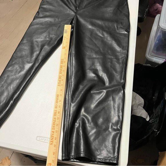 Abercrombie & Fitch Ankle Straight Ultra High Rise Pant Vegan Leather 24 Long S1 - Picture 6 of 11
